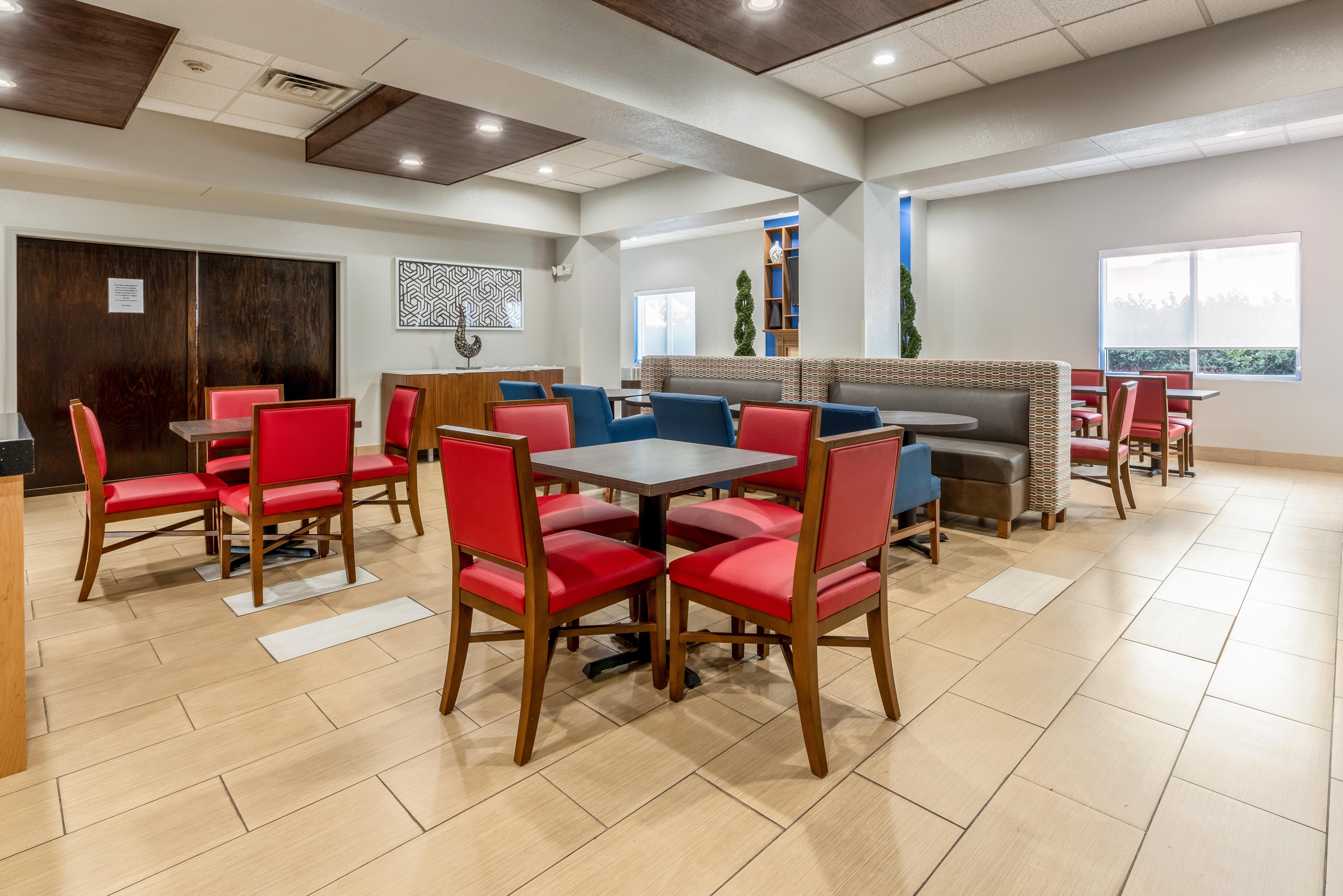 Holiday Inn Express & Suites Statesville Esterno foto