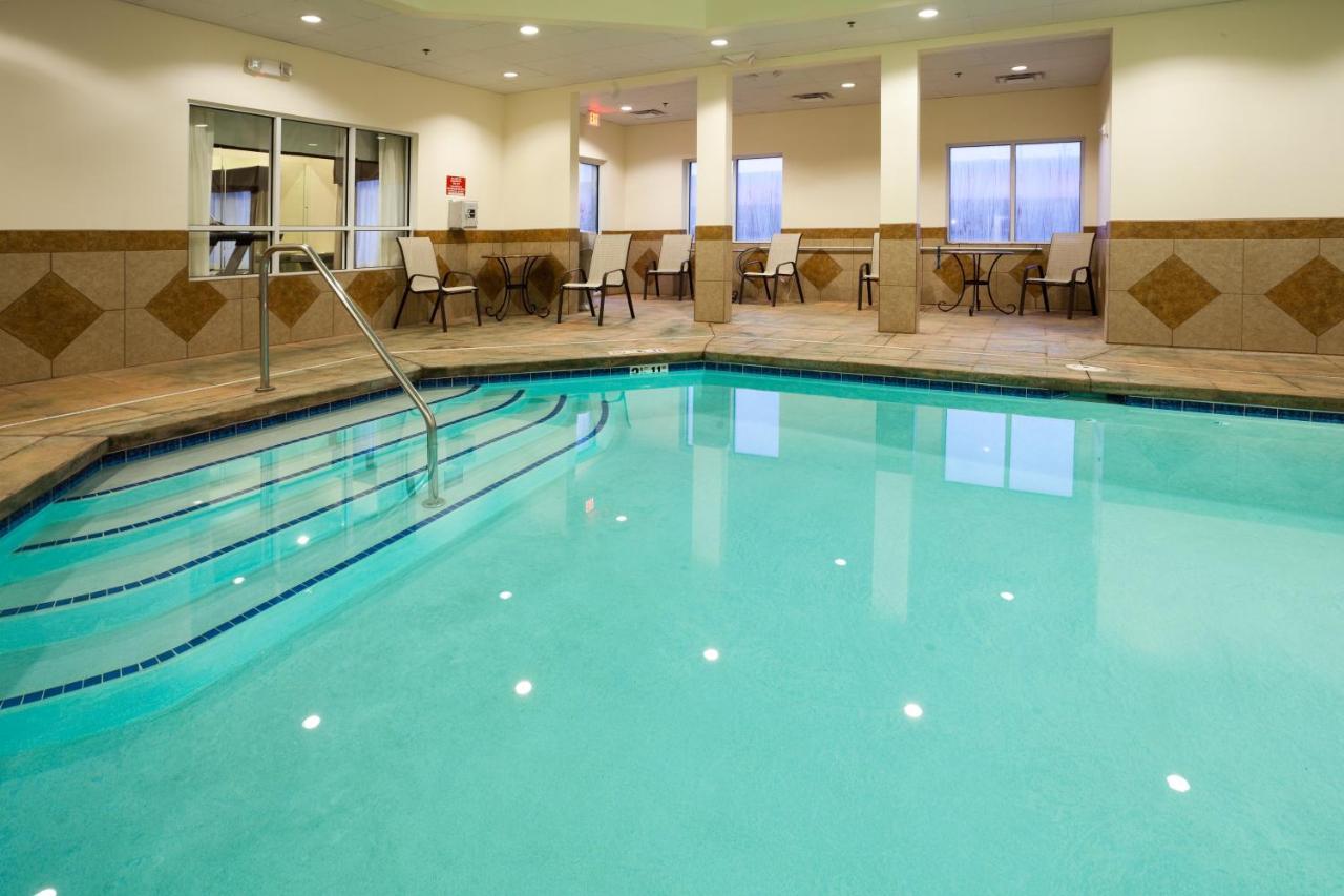 Holiday Inn Express & Suites Statesville Esterno foto