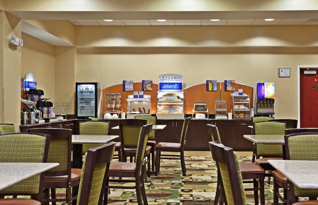 Holiday Inn Express & Suites Statesville Esterno foto